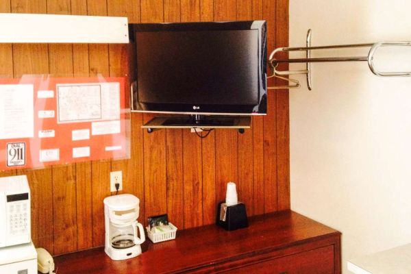 BIG 12 MOTEL BROKEN BOW (Broken Bow)